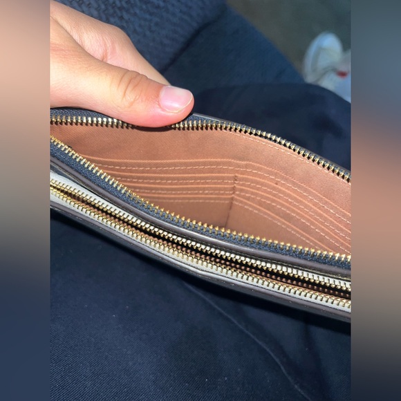 COACH wristlet - Picture 8 of 16